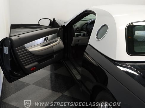 Used 2002 Ford Thunderbird Neiman Marcus image 32