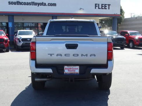 Used 2024 Toyota Tacoma TRD Sport image 13