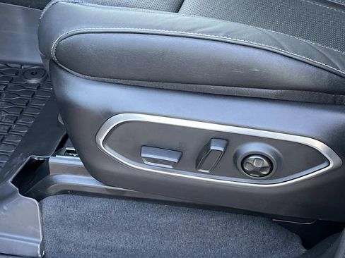 New 2026 Jeep Grand Wagoneer 4WD image 25
