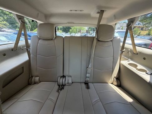 Used 2015 Cadillac Escalade ESV Premium AWD/4WD image 17