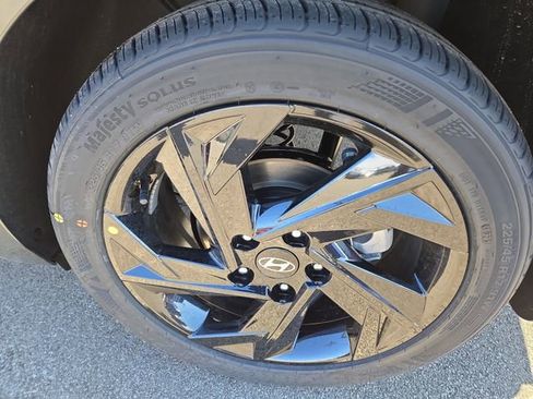 New 2026 Hyundai Elantra Sport FWD image 30