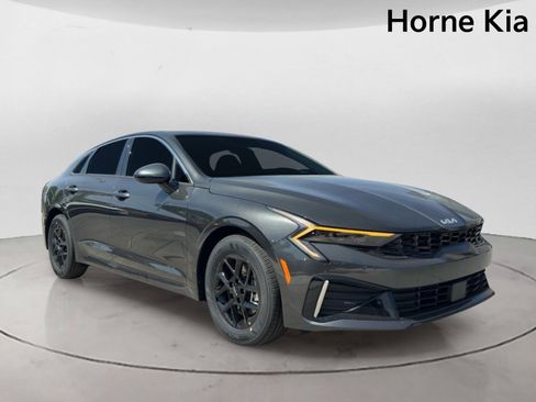 New 2026 Kia K5 LXS FWD image 2