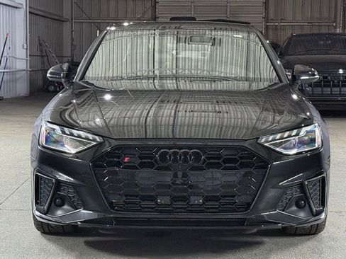 Used 2023 Audi S4 Premium Plus w/ Premium Plus Package image 2