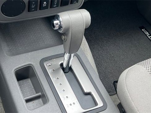 Used 2015 Nissan Frontier SV w/ SV Value Truck Package image 26