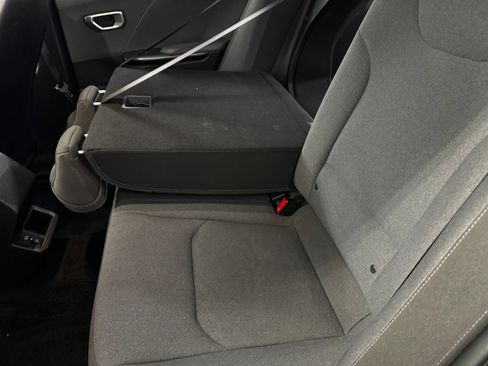Used 2025 Kia K4 FWD image 28