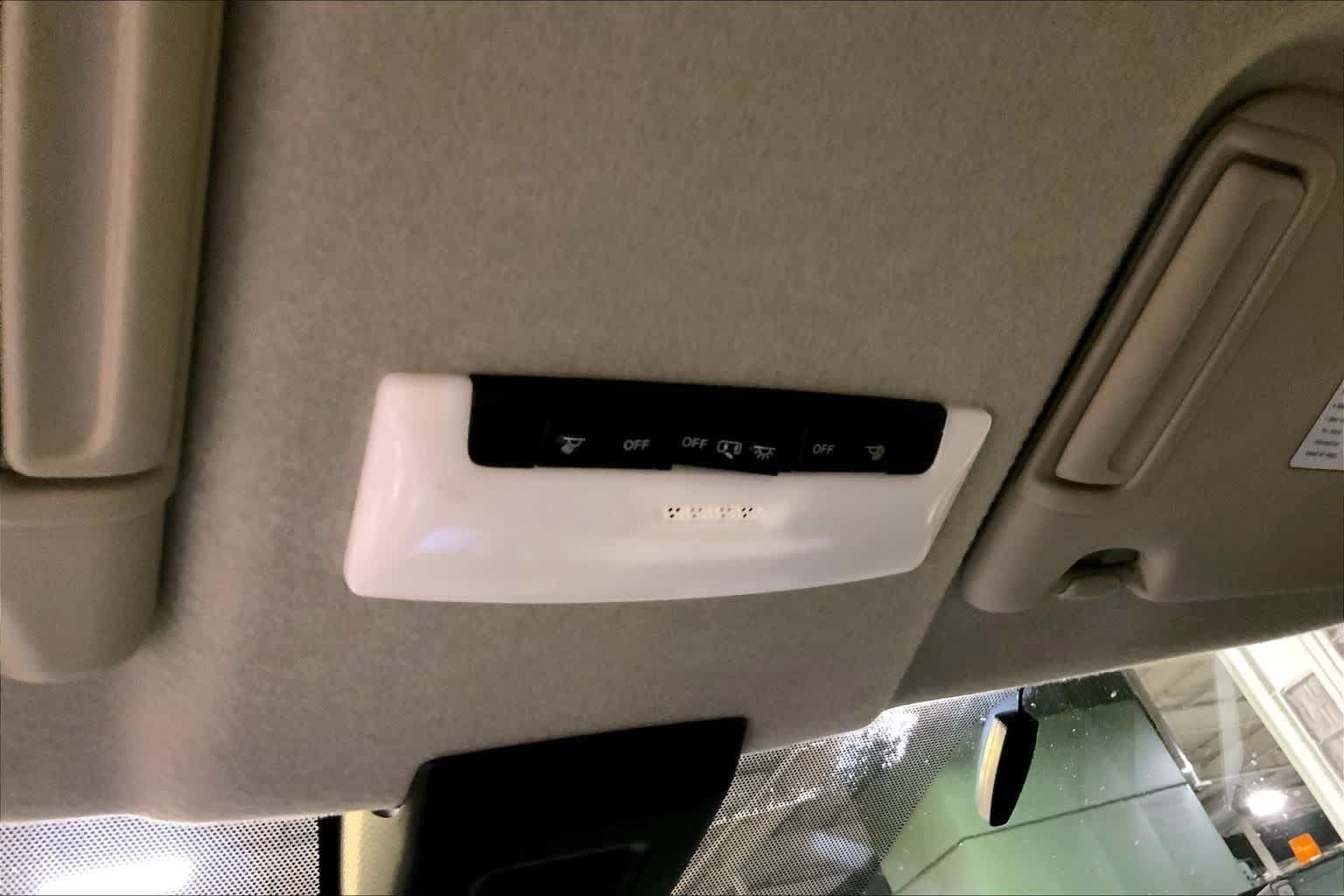 Used 2020 Nissan Kicks S FWD image 36