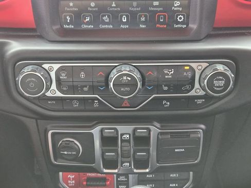 Used 2021 Jeep Wrangler Unlimited Rubicon AWD/4WD image 21