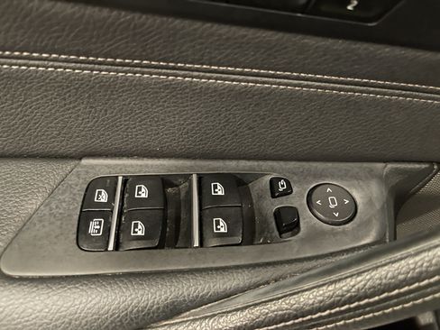Used 2019 BMW 540i xDrive w/ M Sport Package AWD/4WD image 11