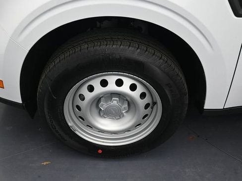 New 2026 Ford Maverick XL image 10