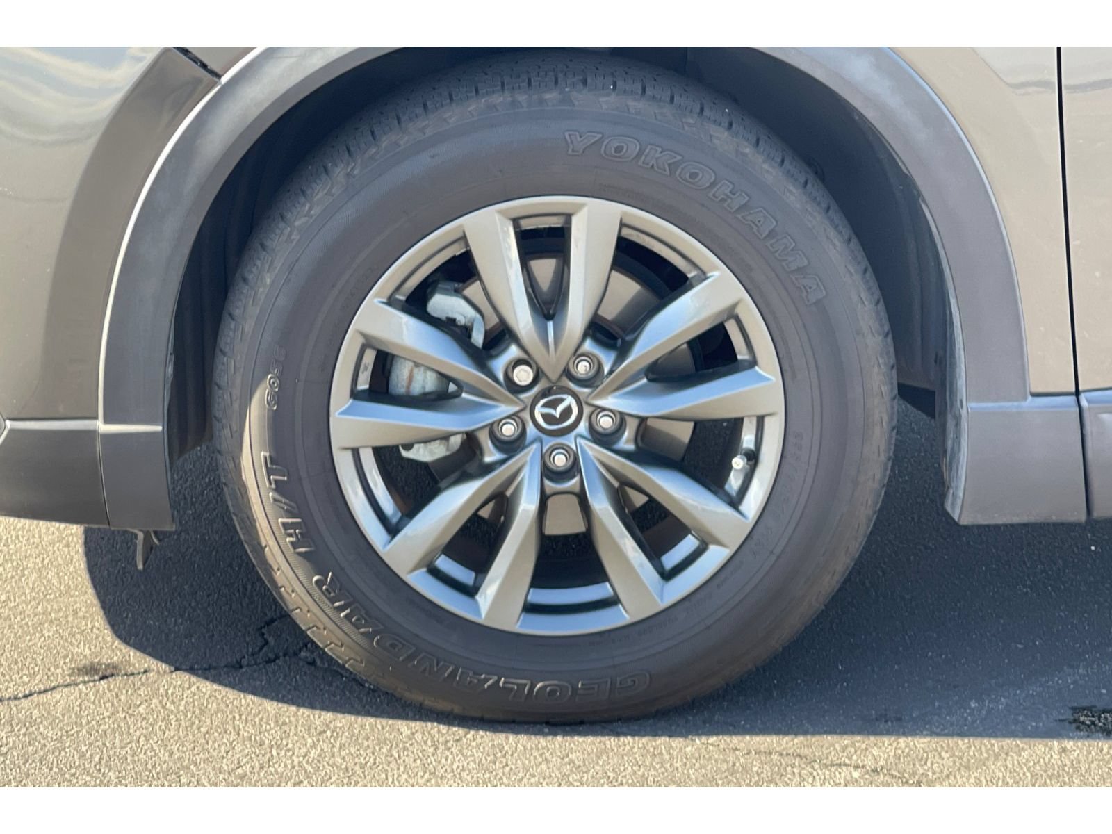 Used 2020 MAZDA CX-9 Touring w/ Touring Premium Package FWD image 10