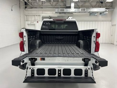 New 2026 Chevrolet Silverado 1500 RST AWD/4WD image 18