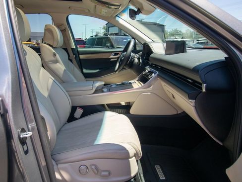 Used 2024 Genesis GV80 3.5T Advanced w/ Advanced Package AWD/4WD image 16
