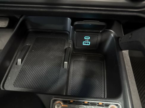 New 2025 Ford Bronco Raptor image 11