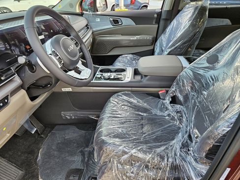 New 2026 Kia Carnival EX image 7