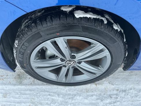 Used 2024 Volkswagen Jetta SE image 14