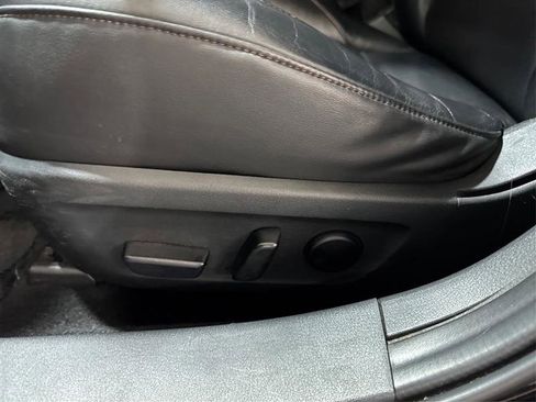 Used 2021 MAZDA MAZDA3 s image 19