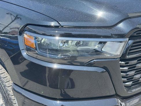 Used 2025 RAM 1500 Tradesman AWD/4WD image 10