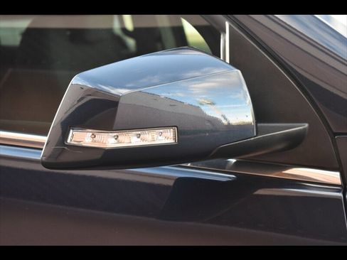 Used 2017 Chevrolet Traverse LT w/ Style and Technology Package image 53