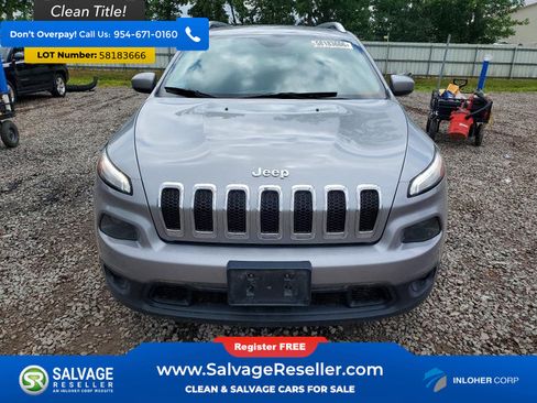 Used 2015 Jeep Cherokee Latitude w/ Cold Weather Group AWD/4WD image 7