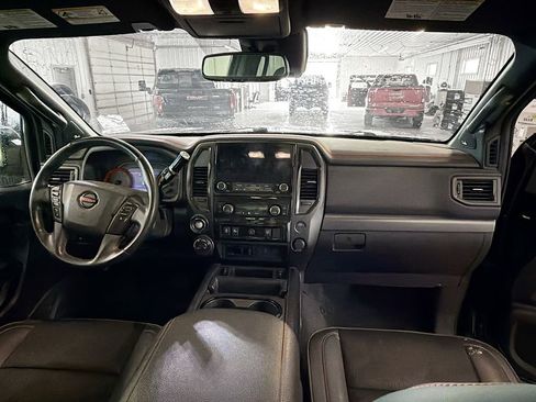Used 2021 Nissan Titan PRO-4X AWD/4WD image 10