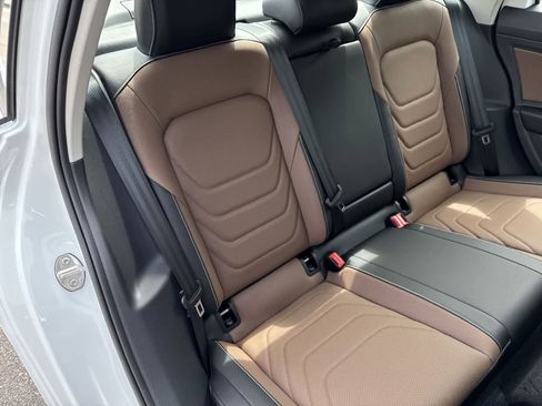 New 2026 Volkswagen Jetta SEL FWD image 19