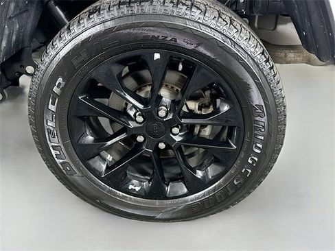 Used 2023 Jeep Gladiator Overland image 29