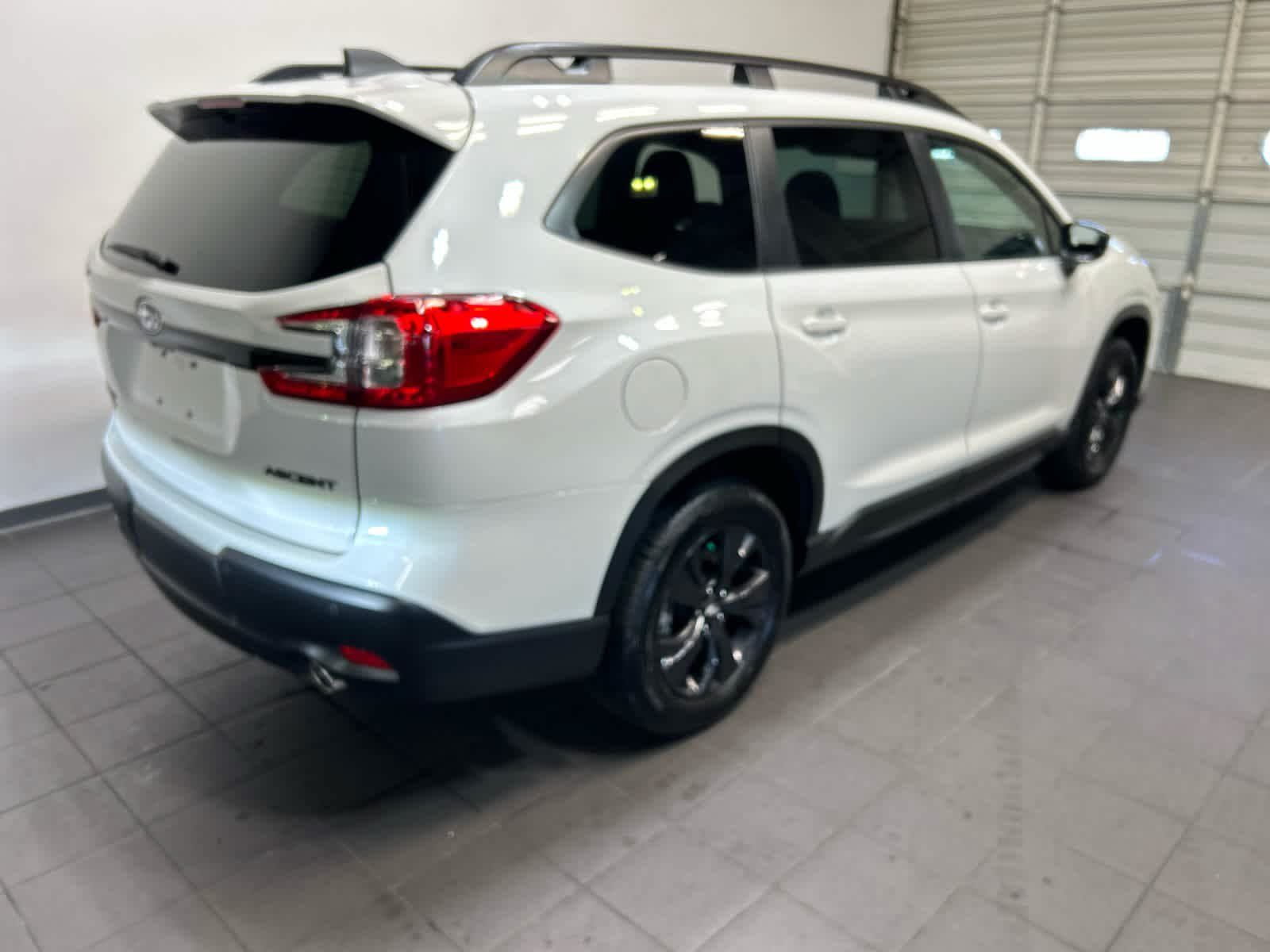 Used 2026 Subaru Ascent Premium AWD/4WD image 3