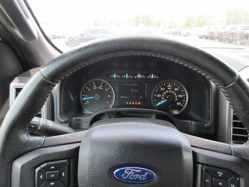 Used 2019 Ford F150 XLT w/ Equipment Group 302A Luxury AWD/4WD image 31