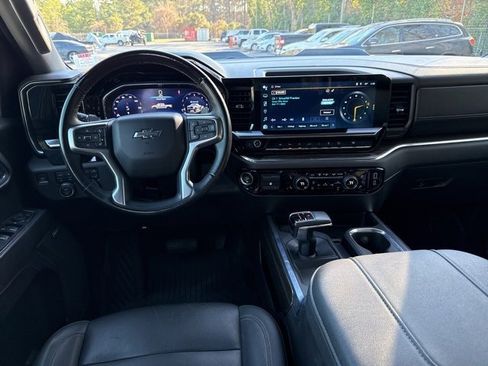 Used 2024 Chevrolet Silverado 1500 LT Trail Boss w/ LT Trail Boss Premium Package image 24