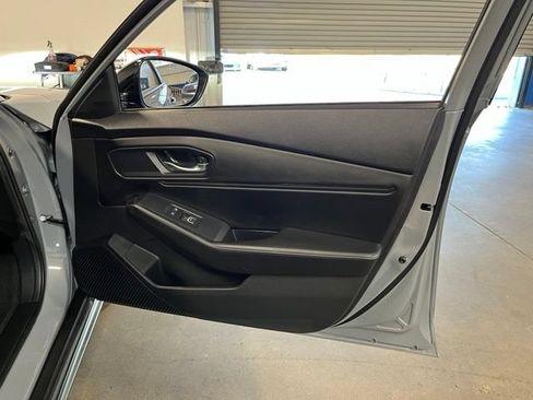 Used 2024 Honda Accord Sport image 12