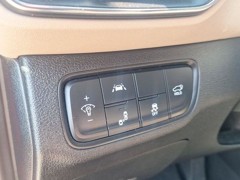 Used 2020 Hyundai Santa Fe SEL FWD image 23