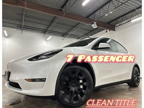 Used 2023 Tesla Model Y Long Range AWD/4WD image 1