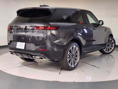 New 2026 Land Rover Range Rover Sport SE AWD/4WD image 2