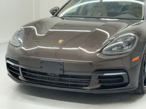 Used 2020 Porsche Panamera image 46