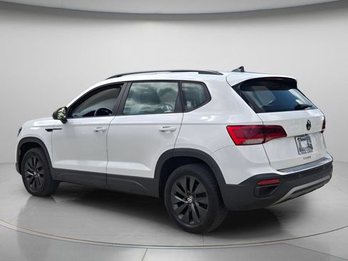 Certified 2023 Volkswagen Taos S FWD image 4