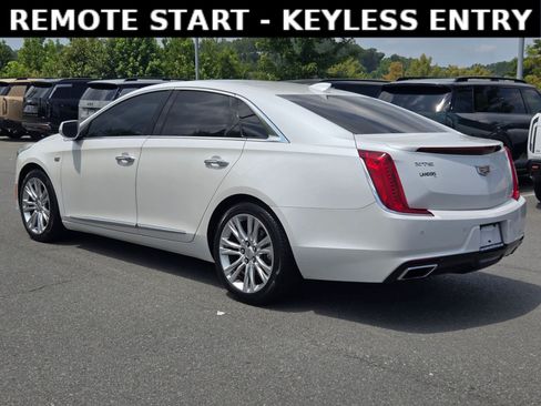 Used 2018 Cadillac XTS Luxury FWD image 5