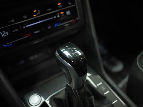 Used 2024 Volkswagen Tiguan Wolfsburg Edition image 13