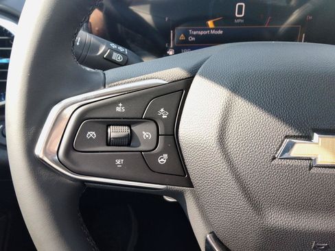 Used 2025 Chevrolet Trax LT w/ Driver Confidence Package FWD image 15