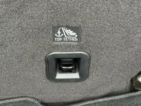 Used 2025 Jeep Compass Latitude AWD/4WD image 21
