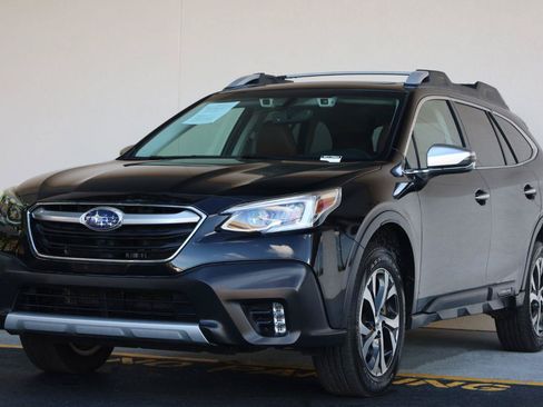 Used 2021 Subaru Outback Touring XT AWD/4WD image 5