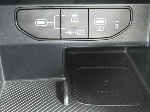 New 2025 Kia Sorento S w/ Panoramic Sunroof Package FWD image 16