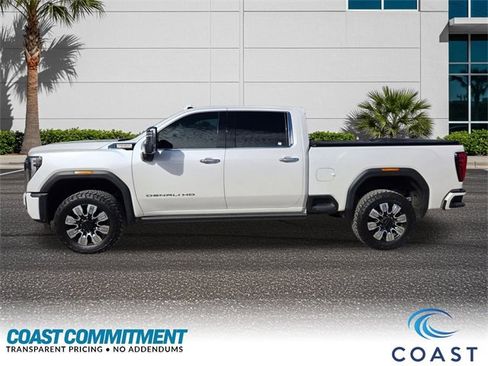 Used 2024 GMC Sierra 2500 Denali w/ Technology Package image 8
