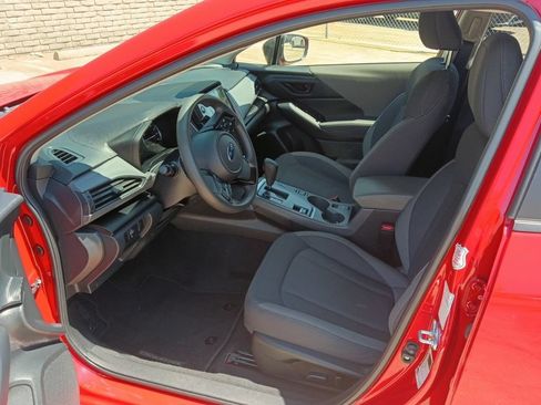 Used 2025 Subaru Crosstrek 2.5i Premium AWD/4WD image 4