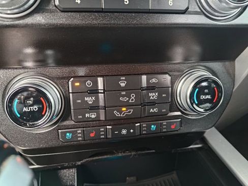 Certified 2020 Ford F150 Platinum w/ Equipment Group 701A Luxury AWD/4WD image 28