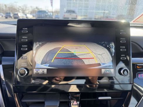 Certified 2021 Toyota Camry SE image 32