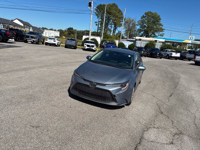 Used 2025 Toyota Corolla LE FWD image 8
