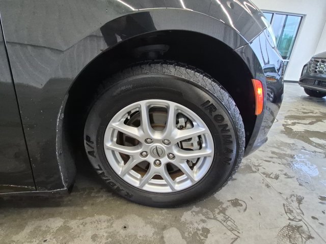 Used 2022 Chrysler Pacifica Touring-L FWD image 20