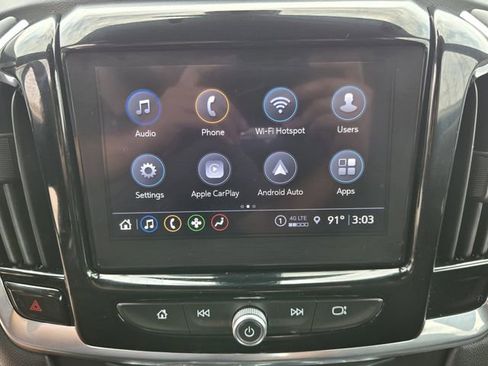 Used 2023 Chevrolet Traverse LT AWD/4WD image 16
