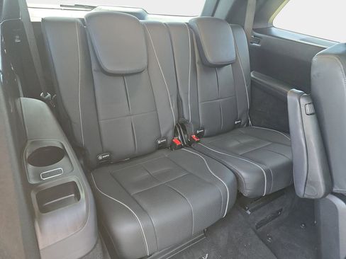 Used 2022 Mercedes-Benz GLS 450 4MATIC image 16