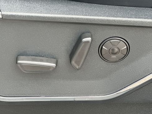 Used 2026 Ford F250 Platinum AWD/4WD image 24